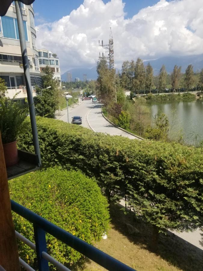 Liqeni Thate, Tirane Appartement Buitenkant foto